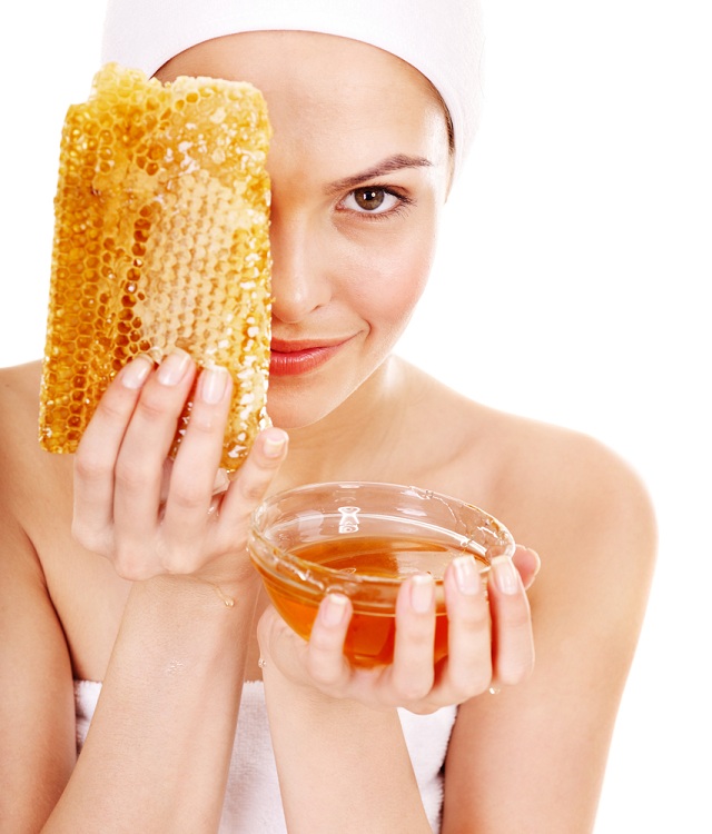 Mật ong không chỉ dưỡng ẩm tốt, chống lão hóa hiệu quả mà còn giúp làm sáng mịn da tối ưu.
