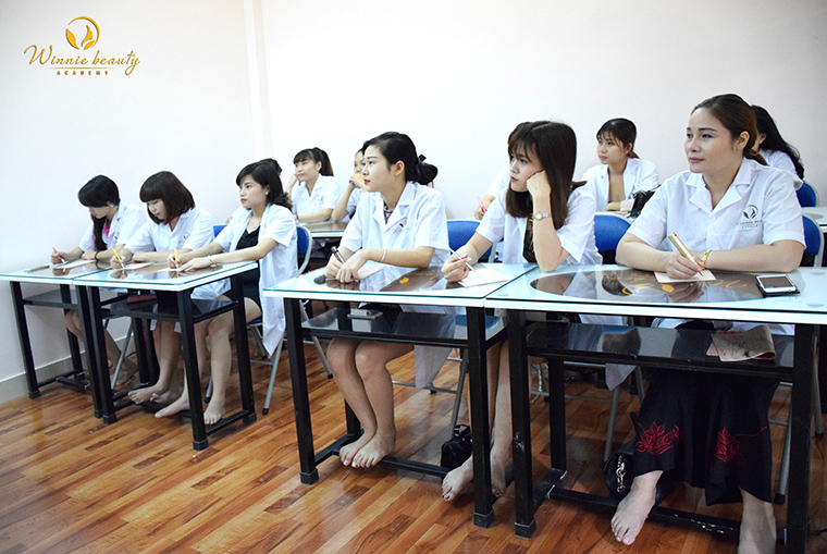 Top 15 địa chỉ học phun xăm uy tín chất lượng tại TPHCM