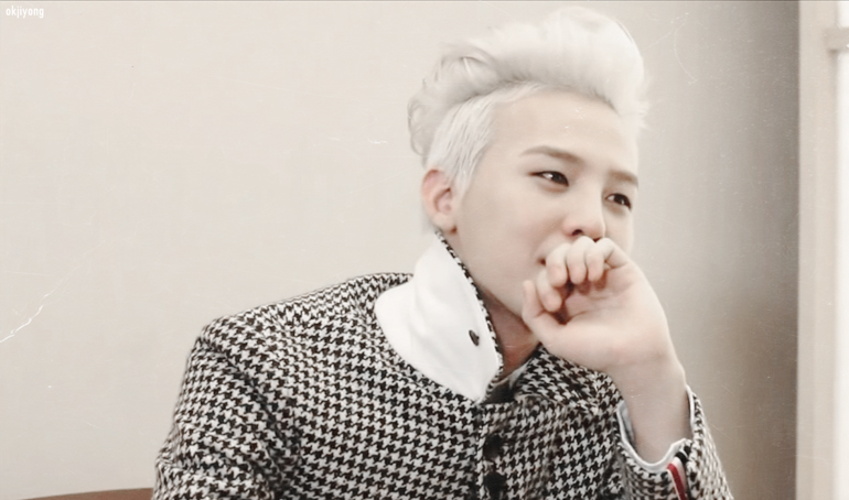 Nổi bật với tóc bạch kim như G-Dragon