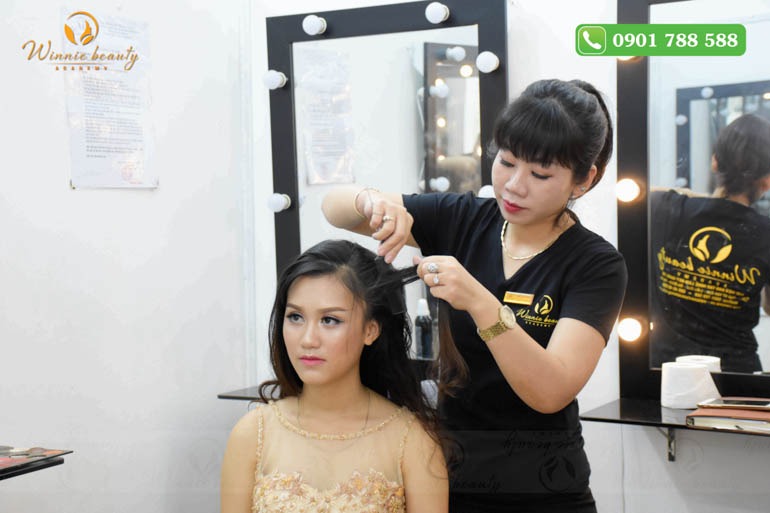 Hiểu về nghề bới tóc cô dâu - Winnie Beauty Academy