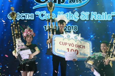 Quán quân cuộc thi cup nghệ sĩ Nail 2018