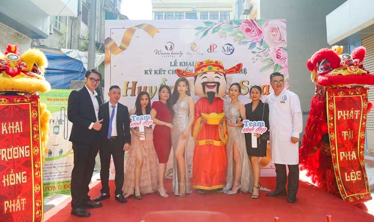 Chúc mừng khai trương Huyền Trang Spa Hồng Phát 